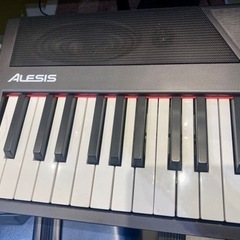 ALESIS 電子ピアノ スタンド付 88鍵盤 練習 初心者 中古の画像