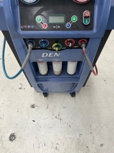 DENSO製 R134a 冷媒回収充填機、中古