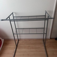 お取引中です　　押入れ収納　スチールハンガーラック