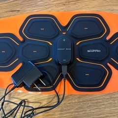 【おまけ付・美品】シックスパッド SIXPAD アブズベルトの画像