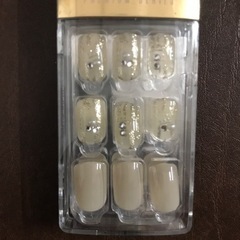 ☆ネイルチップ　付け爪　MAGICPRESS  ミルキーパール&プリティーピンクの画像
