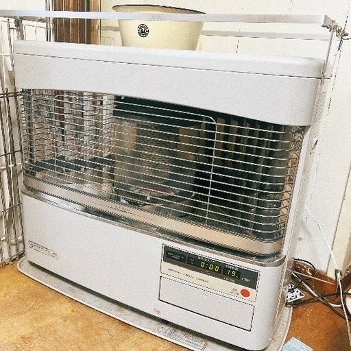 値下げ！即日引渡し可能となりました！CORONA/コロナ 煙突式石油ストーブ SV-71PR4(訳あり)