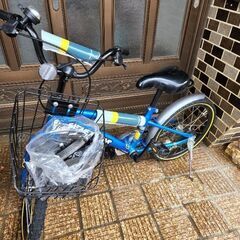 問い合わせ殺到しています。スタンド付き子供用自転車18インチ　
