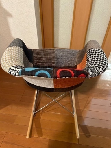 パッチワークイームズチェアーロッキングチェアー (そば) 呉の