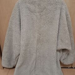 UNIQLOモコモコ上着　レディースXL②の画像