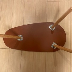 水滴型ローテーブルの画像