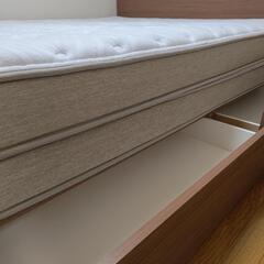 ニトリ クイーンベッド Nスリーププレミアム＆収納つきベッドフレームの画像