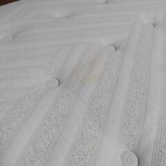 ニトリ クイーンベッド Nスリーププレミアム＆収納つきベッドフレームの画像