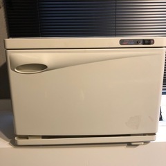 タオルクーラー＆ウォーマーＬ　ホワイト　15Ｌ前開きタイプ　KD...