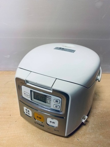 ⭐️タイガーマイコン炊飯ジャー⭐️ ⭐️JAI-R550⭐️