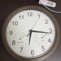 掛け時計と置き時計セット