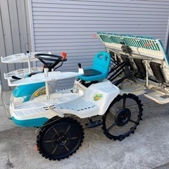 クボタ田植え機  4条植え