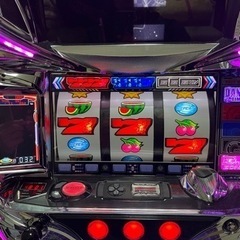(値下げ！)パチスロ ディスクアップ(白パネル) 5.9号機の画像