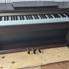 ?岡山から大阪まで配達無料！
送料込み YAMAHA 電子ピアノ YDP-123 03年製 激美品 整備済みエリア限定送料無料！③