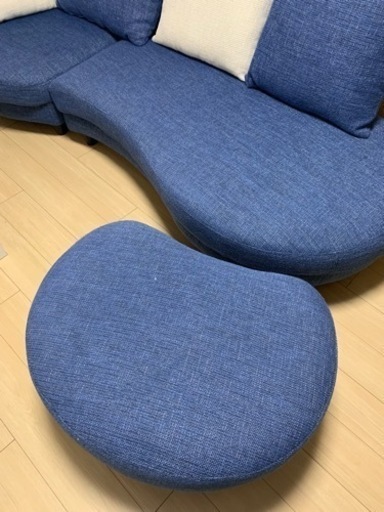 【売ります】おしゃれソファ！クッション付き！