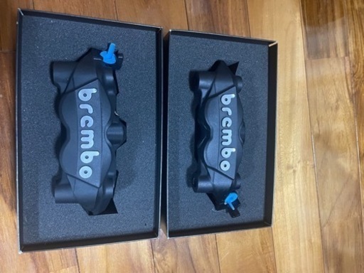 ブレンボ　ラジアルキャリパー