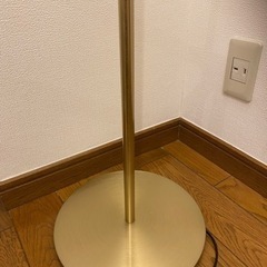 IKEA フロアランプの画像