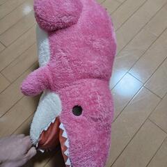 恐竜のぬいぐるみの画像