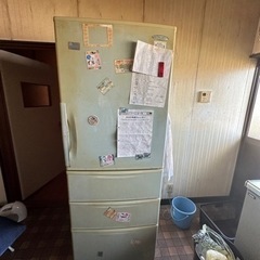 冷蔵庫【¥0】　まだ使えます。