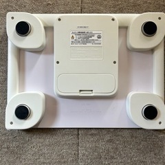 オムロン体重計の画像