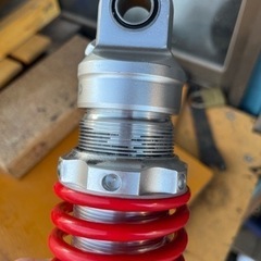 バイク用　減衰調整可能汎用ショックの画像