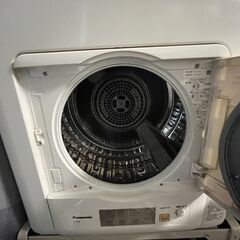 衣類乾燥機 6kg Panasonic 2019年製 NH-D603 純正床置き台付き 受け取りに来ていただける方限定の画像