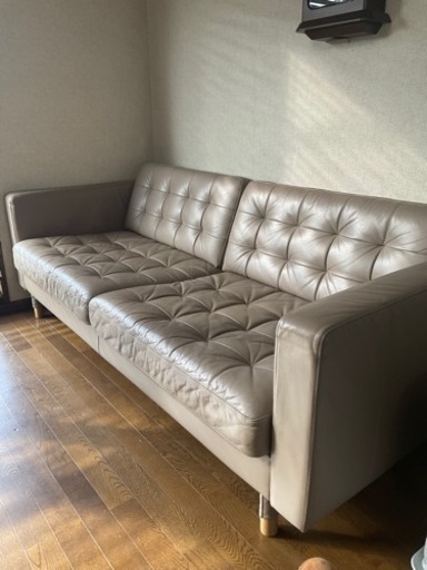 IKEA 合皮ソファ　3人〜4人掛け