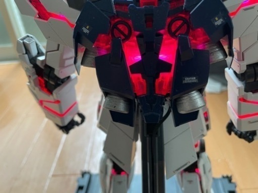 PG1/60 ユニコーンガンダム LED組み込み済み　塗装済み　※要説明