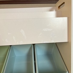 絵本ラック　本日お取り引きできる方1500円にしますの画像