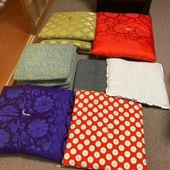 座布団　さしあげます