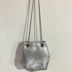 パーティーバッグ　ショルダーバッグ　シルバー　