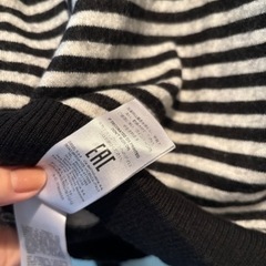 DIESEL ボーダーニットセーター ワンポイントワッペンの画像