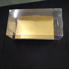 ロールケーキ用容器