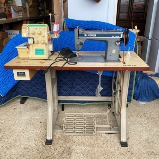【中古品】足踏みミシンsinger 188professional と電動ミシンbaby lock BL4-838DF 通電確認済