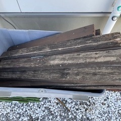 無料　木材　廃材