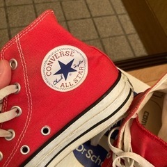 converse スニーカー　赤の画像