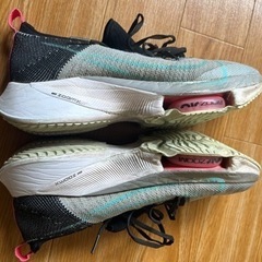 NIKEランニングシューズ