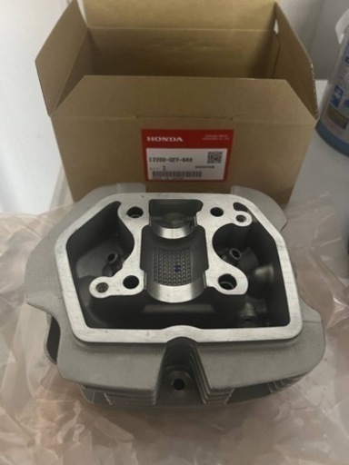 HONDA エイプ50 FI 純正新品シリンダーヘッド！！