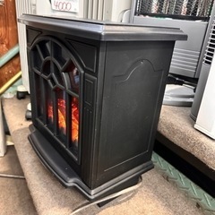 暖炉調電気ファンヒーター　ユアサ　YVS-1200YD　の画像