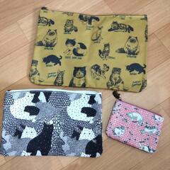 マーブルシュッド　猫柄ポーチ　3つセットの画像