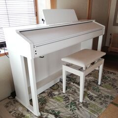 ホワイト　電子ピアノ　2014年製!!　白　美品!!　AP-46...