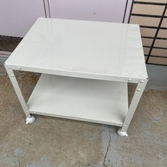 スチールシェルフ