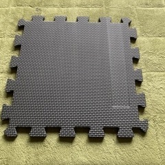 ダイソージョイントマット（黒）全45枚の画像