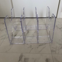 プラスチック製ブックスタンド