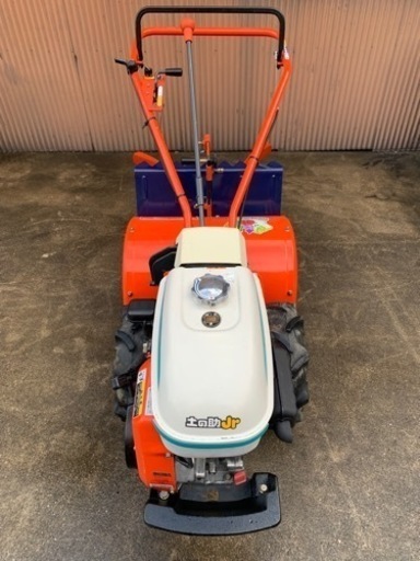耕耘機　Kubota TR60