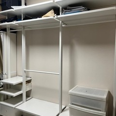IKEA エルヴァーリ ワードローブの画像