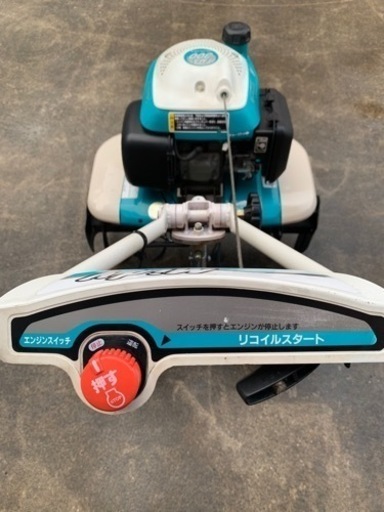 耕耘機　Kubota TMA300