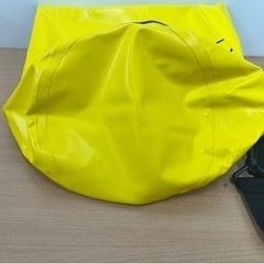 ディッキーズの防水バック　ドラム型の画像