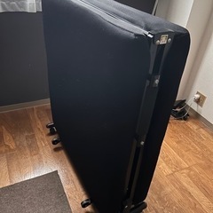 折りたたみベッドの画像