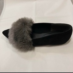 ファーパンプスの画像